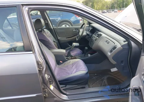 2000 Honda Accord 3.0 Ex from USA, damaged, VIN 1HGCG1656YA076623